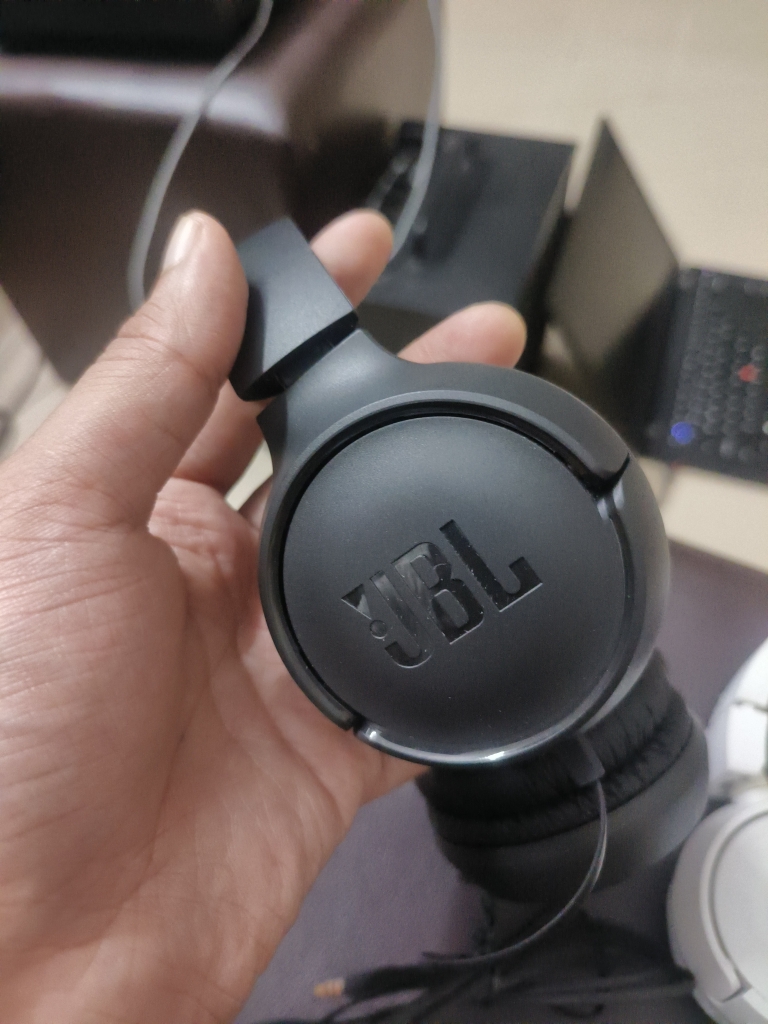 Buy Used 'JBL Tune 450 BT Wireless And JBL Tune 450 Wired Headphones ...